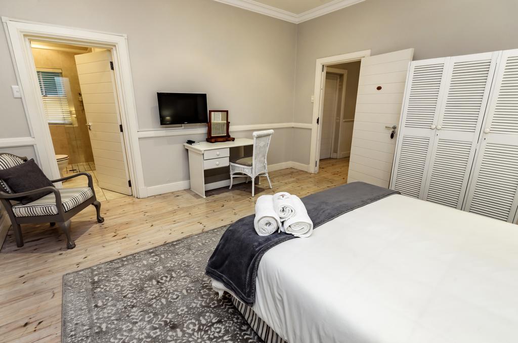 First Avenue Guesthouse Порт-Елізабет Екстер'єр фото