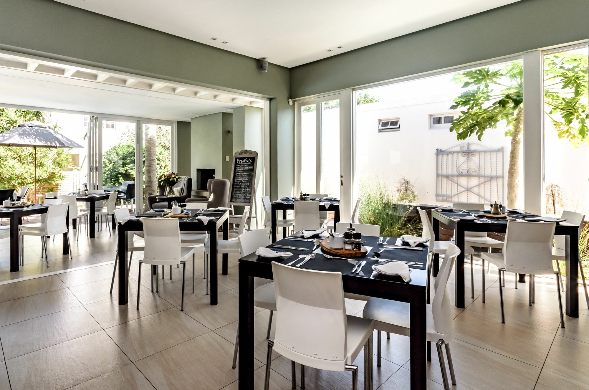 First Avenue Guesthouse Порт-Елізабет Екстер'єр фото
